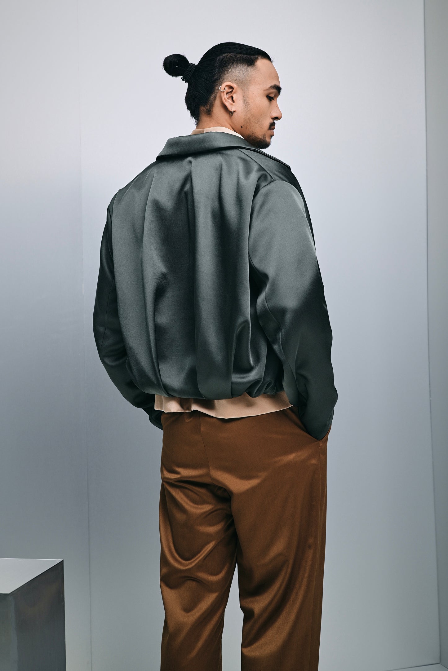 Luigi pleated jacket in grey green