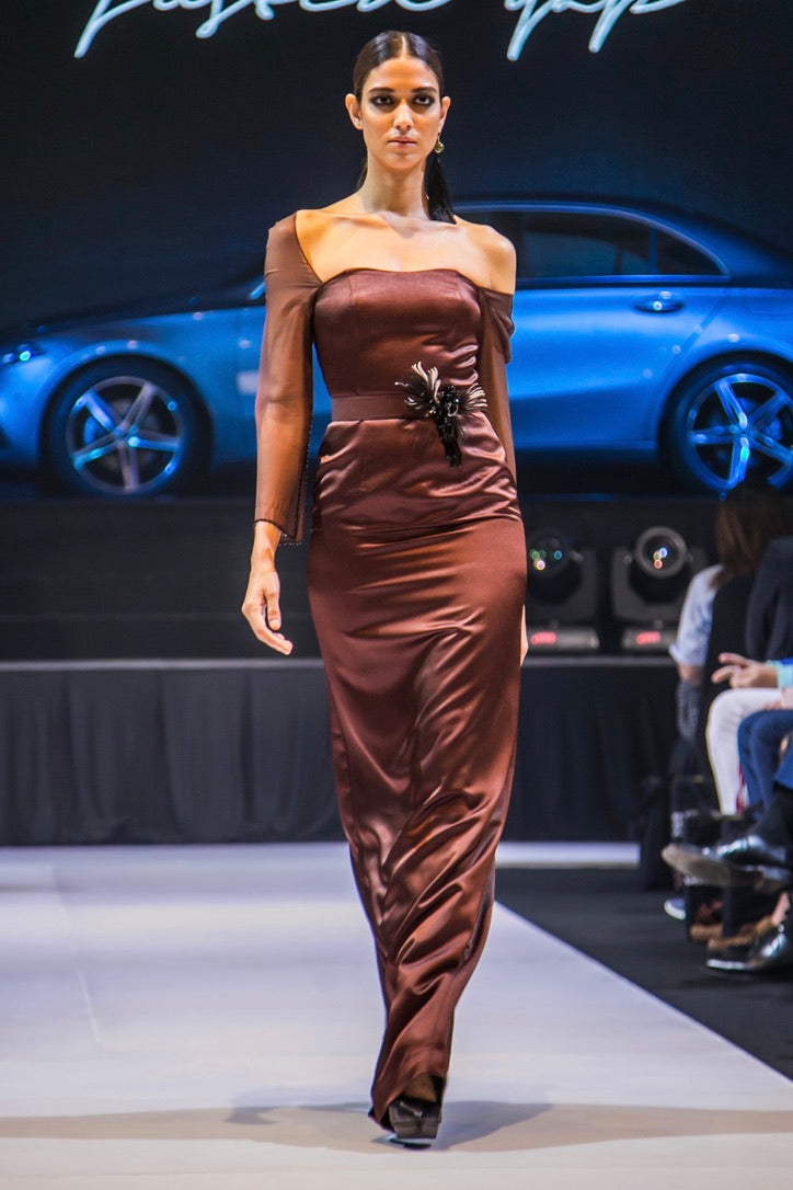 AQUILA LONG SLEEVE STRAIGHT DRESS IN CHOCOLATE