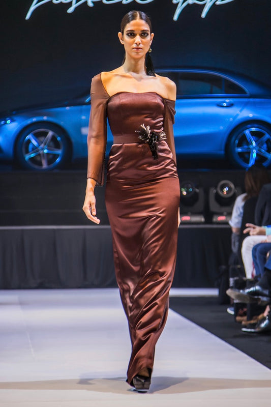 AQUILA LONG SLEEVE STRAIGHT DRESS IN CHOCOLATE