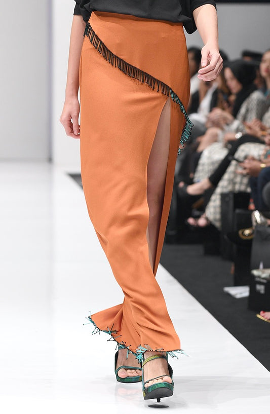 HILARY TANGERINE TASSEL BED SKIRT
