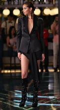 Load image into Gallery viewer, BONNEY STRUCTURED JACKET IN NOIR

