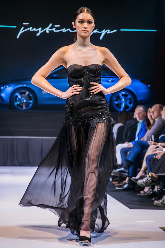 CASSANDRA BUSTIER GOWN IN NOIR