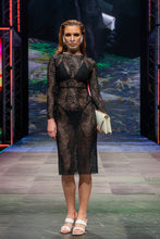 Muatkan imej ke dalam penonton Galeri, Nacima swirl pattern lace dress
