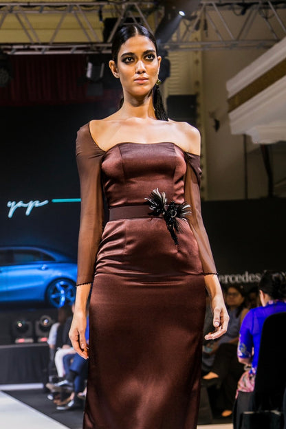 AQUILA LONG SLEEVE STRAIGHT DRESS IN CHOCOLATE