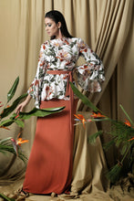 Load image into Gallery viewer, Iris Peach Ruffle Sleeve Kurung
